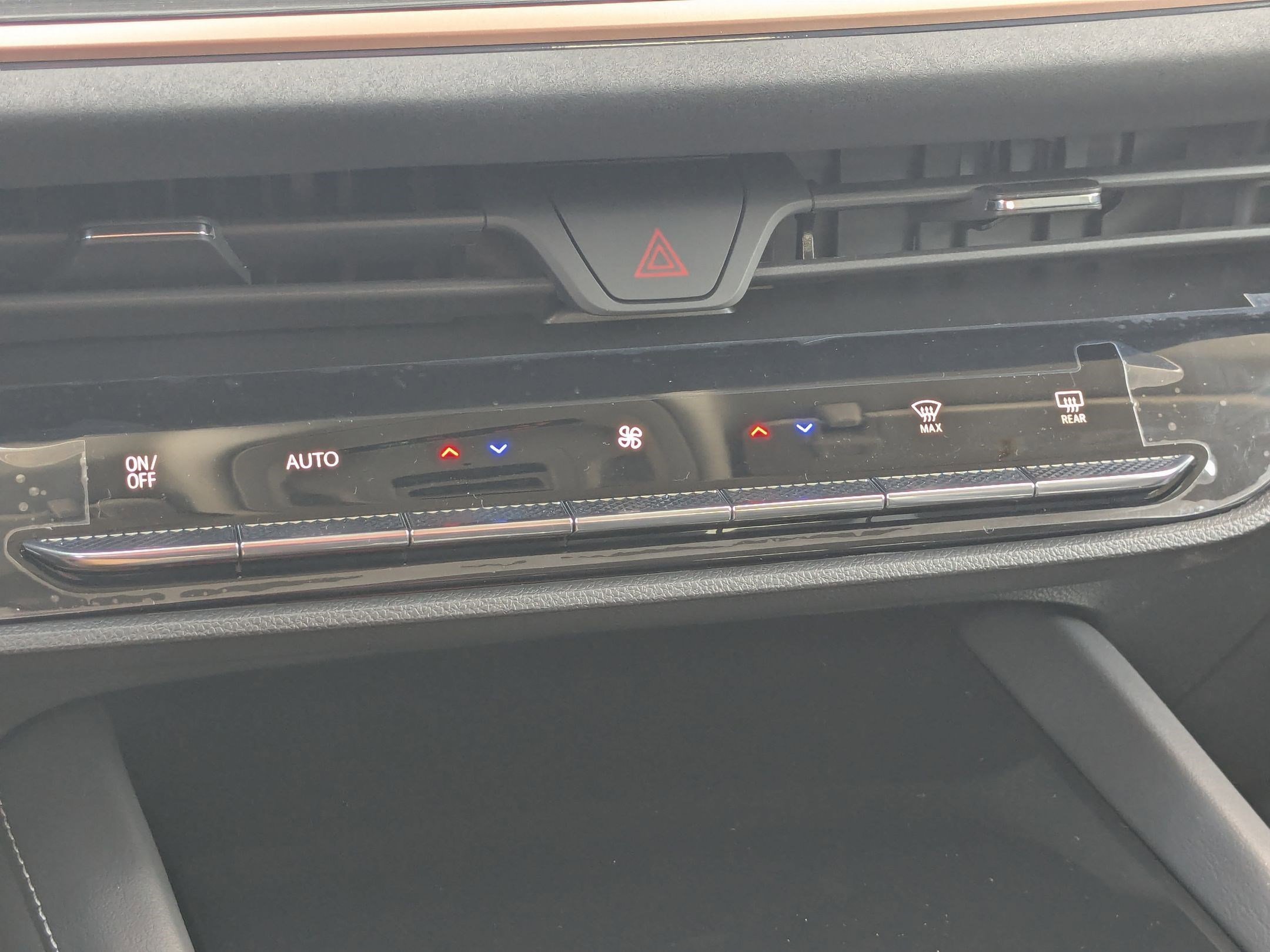 2026 Buick Envision Sport Touring - Photo 18