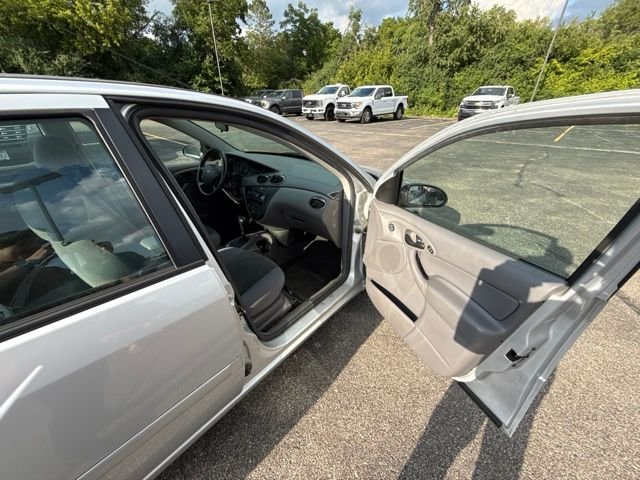 Used 2004 Light Tundra Clearcoat Metallic Ford SE image 29