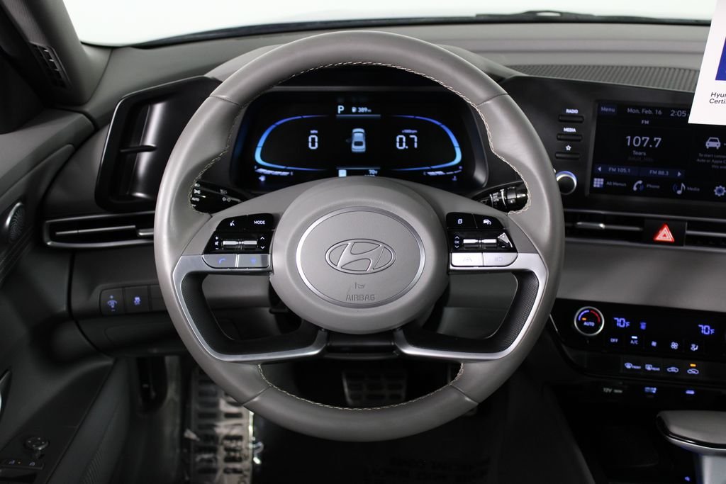 2025 Hyundai Elantra SEL - Photo 21