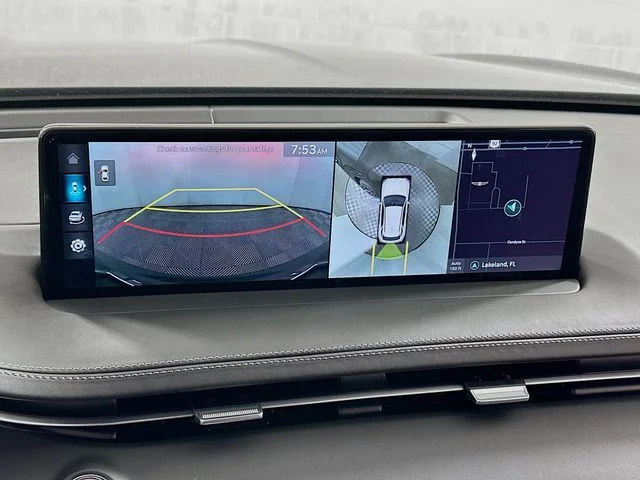 New 2025 Genesis GV70 2.5T