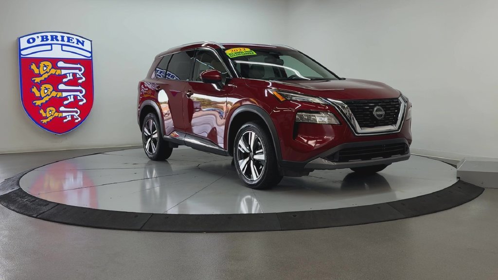 Used 2023 Scarlet Nissan SL image 2