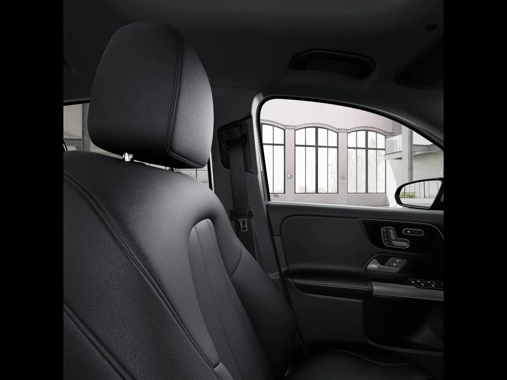 New 2026 Mountain Grey Metallic Mercedes-Benz GLA 250 image 90