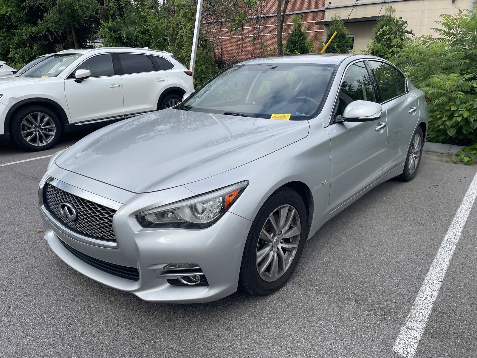 Used 2015 Liquid Platinum INFINITI Premium image 3