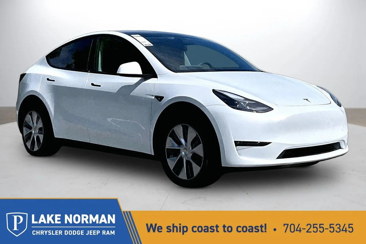2024 Tesla Model Y Long Range Dual Motor All-Wheel Drive's photo