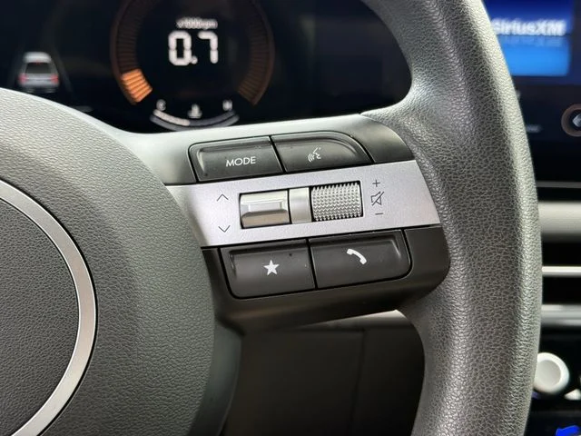 Used 2025 Gray Hyundai SEL image 11