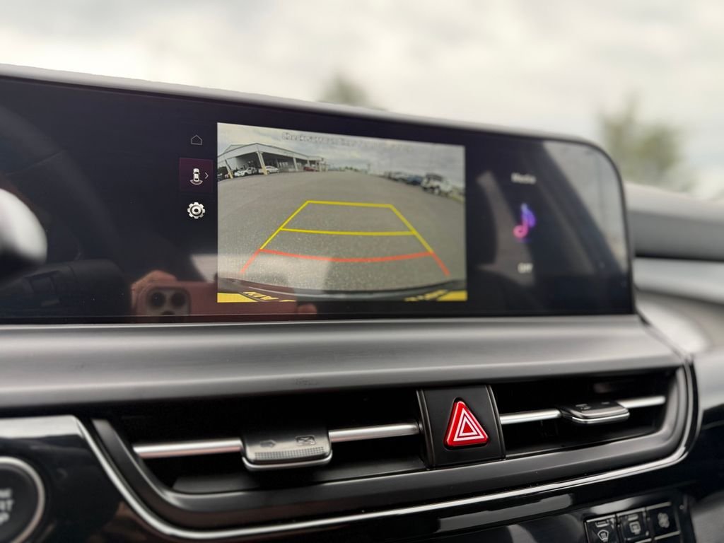 New 2026 Gravity Gray Kia S image 27