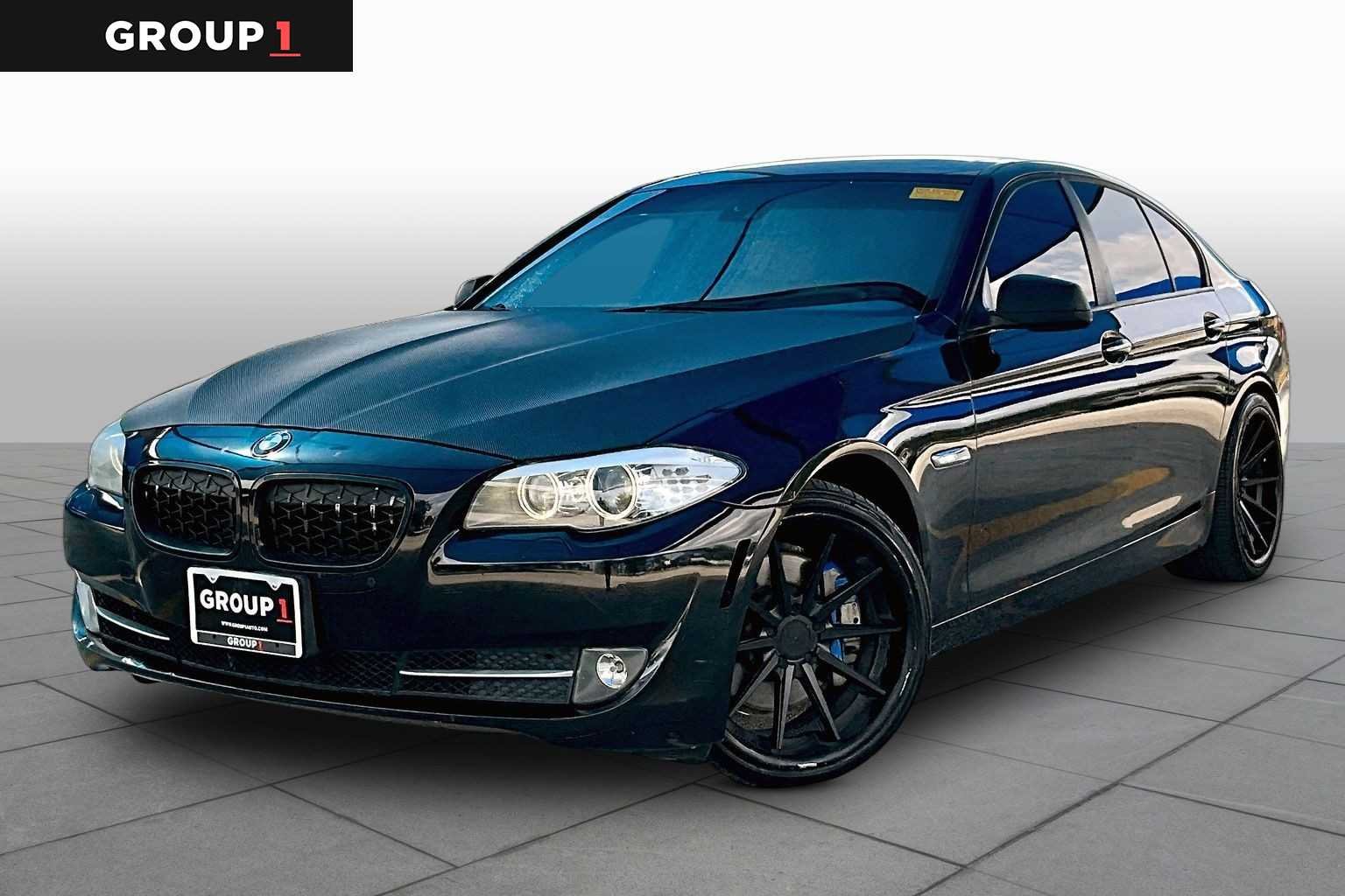 2012 BMW 5 Series 535i xDrive Sedan's photo