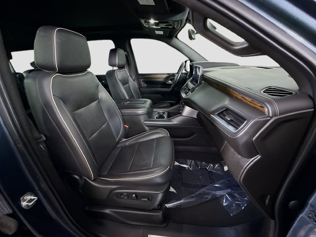 Used 2021 Shadow Gray Metallic Chevrolet Premier image 25