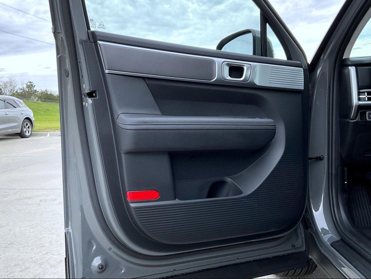 New 2026 Gray Hyundai SEL image 9