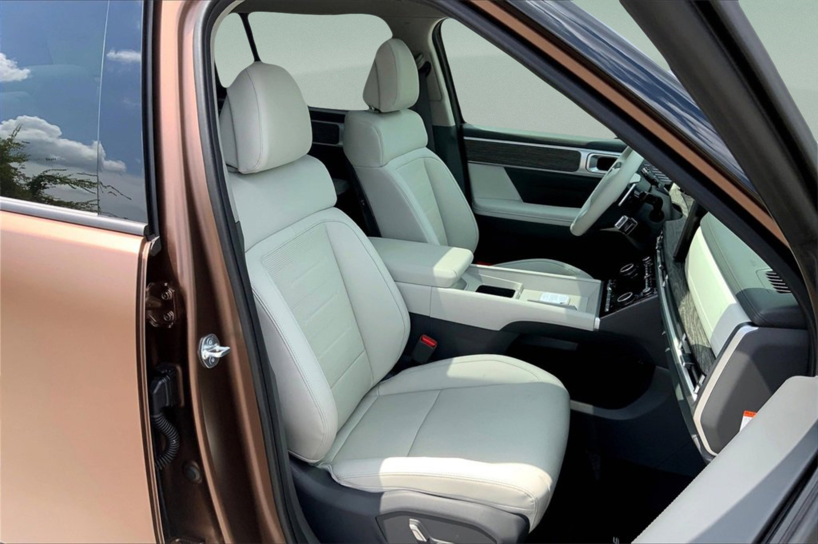 2026 Hyundai Santa Fe Limited - Photo 21