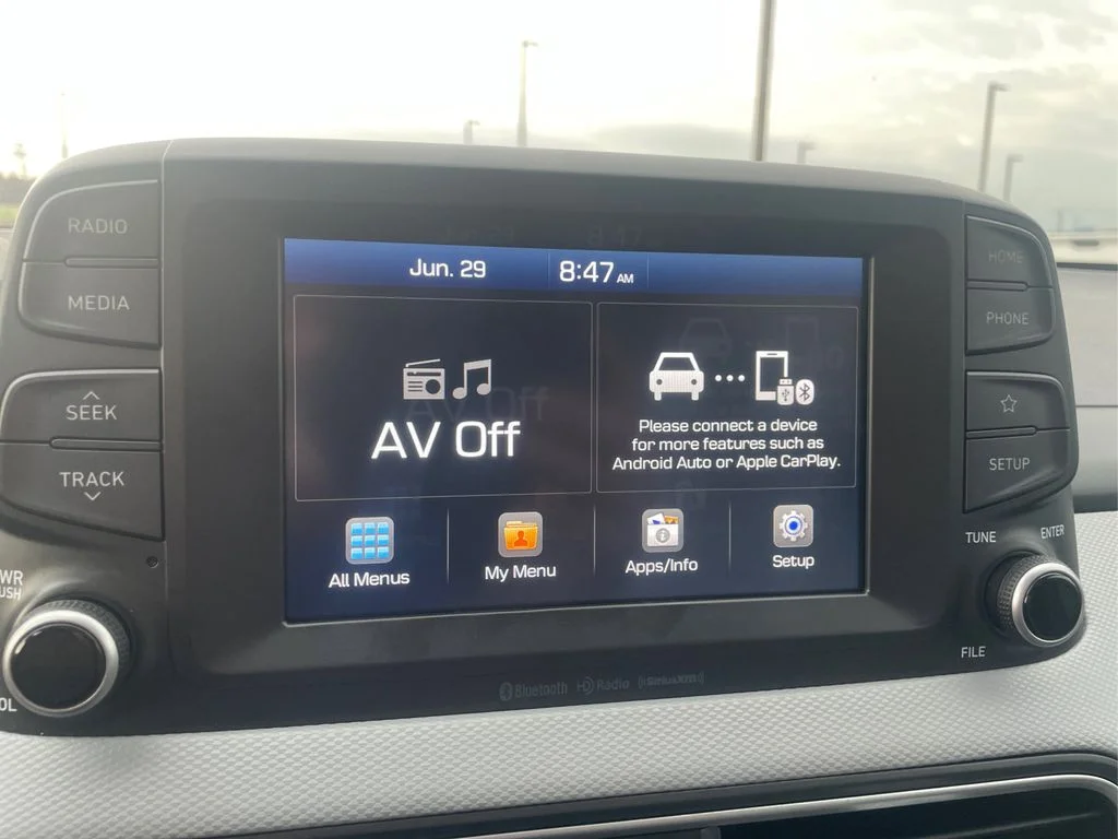 Used 2018 Ultra Black Hyundai Limited image 11