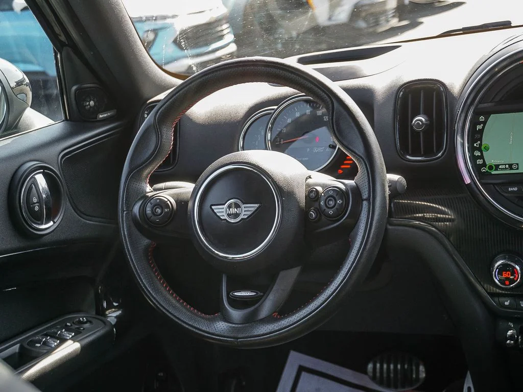 Used 2017 Black MINI Base image 16