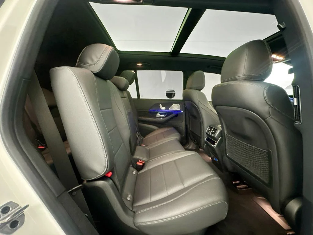 Used 2025 White Mercedes-Benz GLS 450 image 27