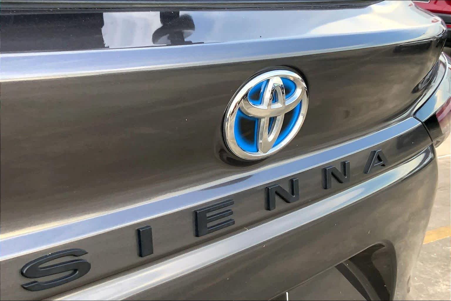 Certified Used 2025 Magnetic Gray Metallic Toyota XLE image 30