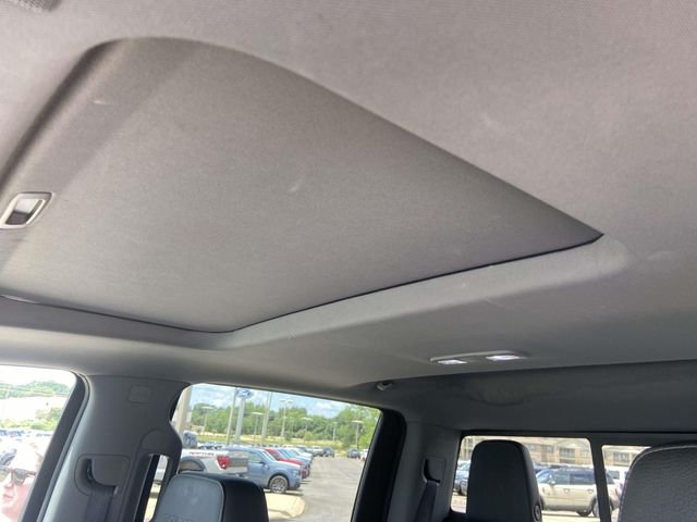 Used 2019 Gray GMC Denali image 16