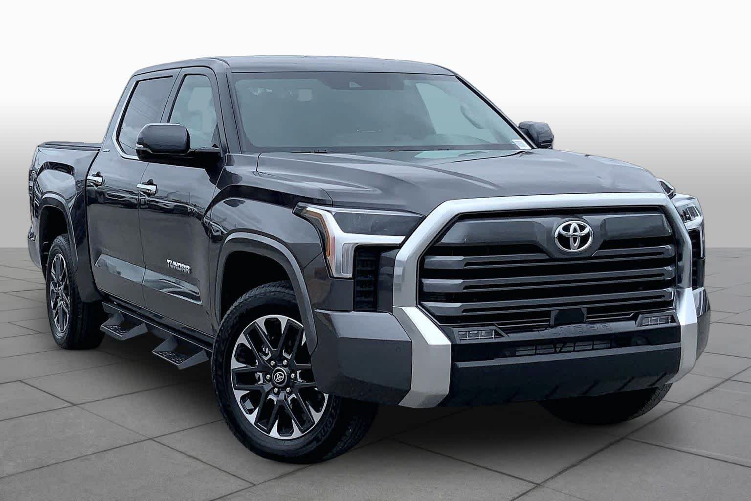 Used 2025 Magnetic Gray Metallic Toyota Limited image 3