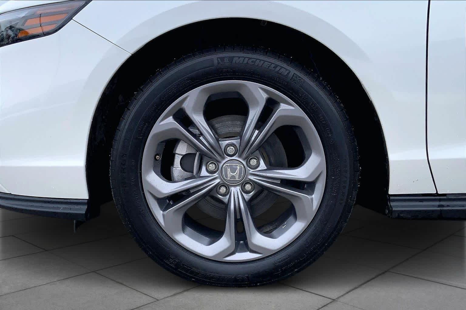 2024 Honda Accord EX - Photo 11