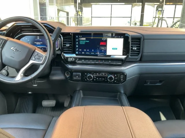 Used 2025 Sterling Gray Metallic Chevrolet LTZ image 17