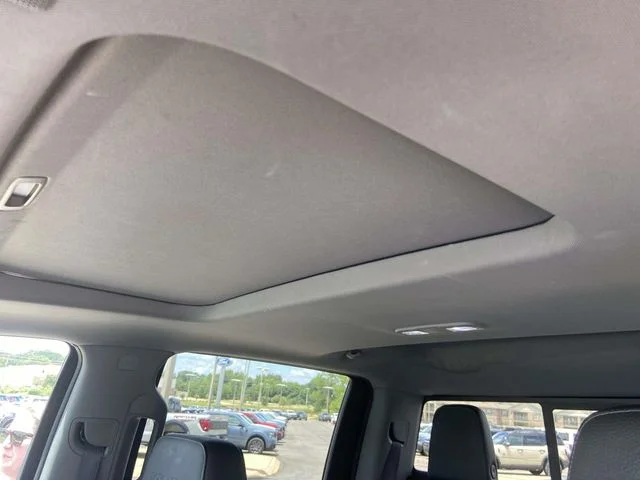 Used 2019 Gray GMC Denali image 16