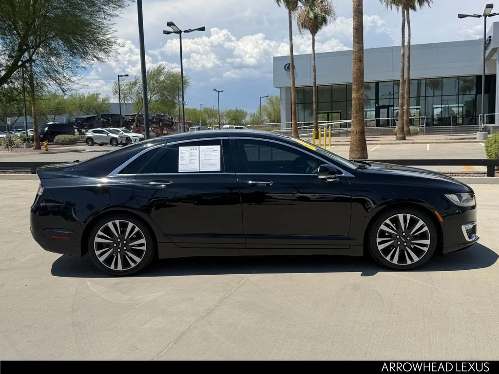 Used 2019 Black Lincoln Reserve image 7