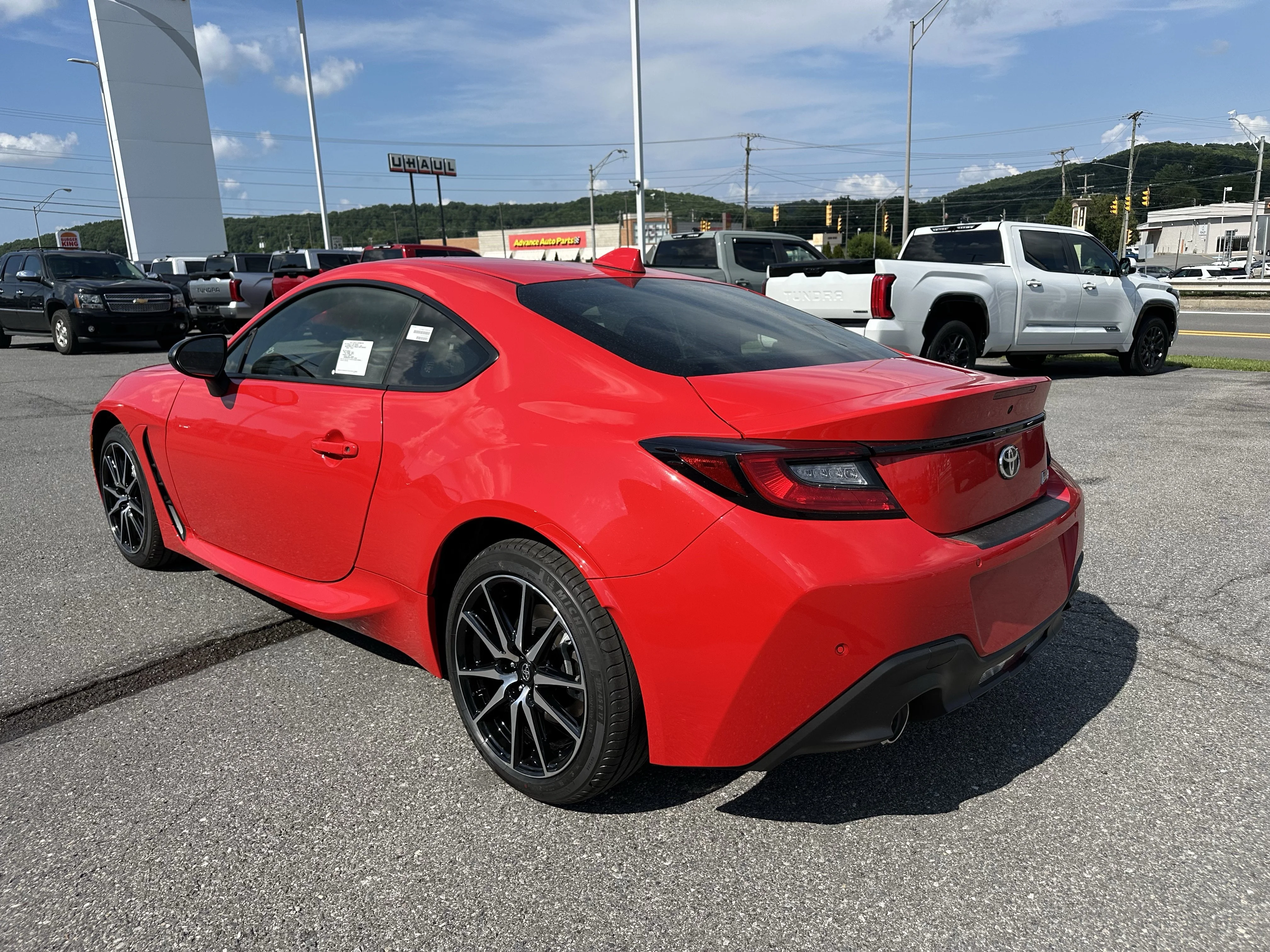 New 2026 Track bRED Toyota GR86 image 5