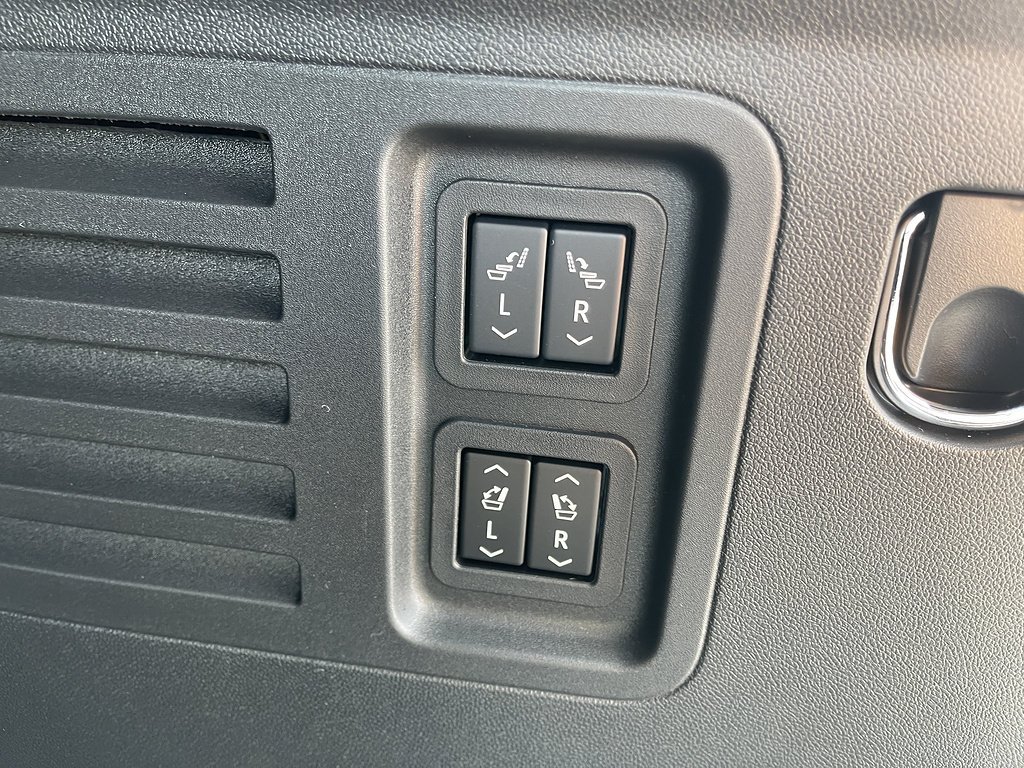 2026 Buick Enclave Preferred - Photo 18