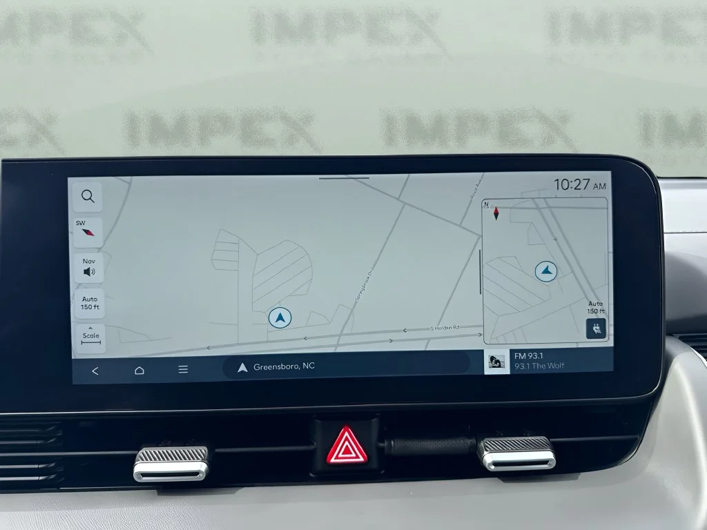 Used 2025 Gray Hyundai SE image 18