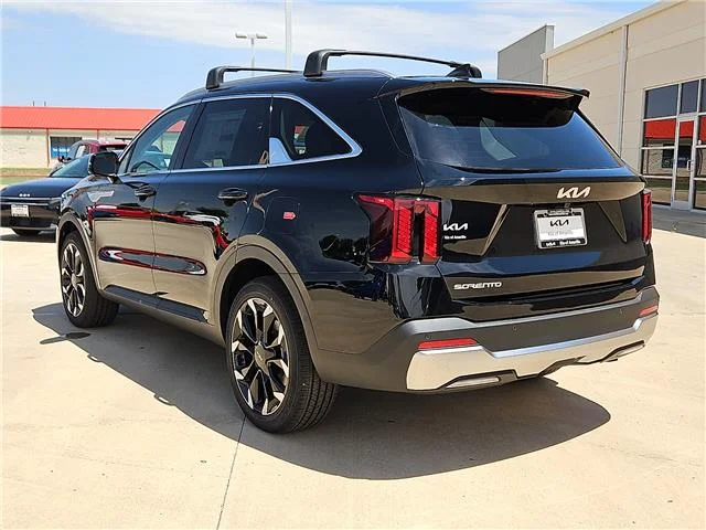 New 2026 Ebony Black KIA SX Front-Wheel Drive image 2