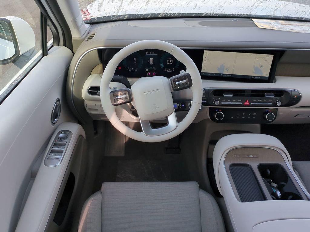 New 2026 White Hyundai SE FWD image 19