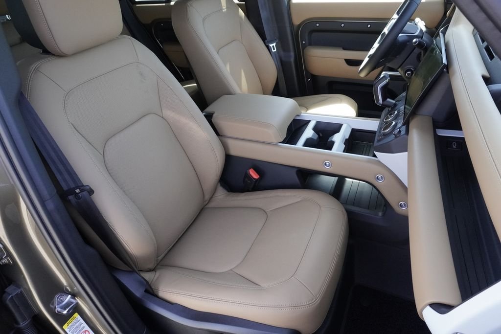 New 2026 Gondwana Stone Land Rover X-Dynamic SE image 24