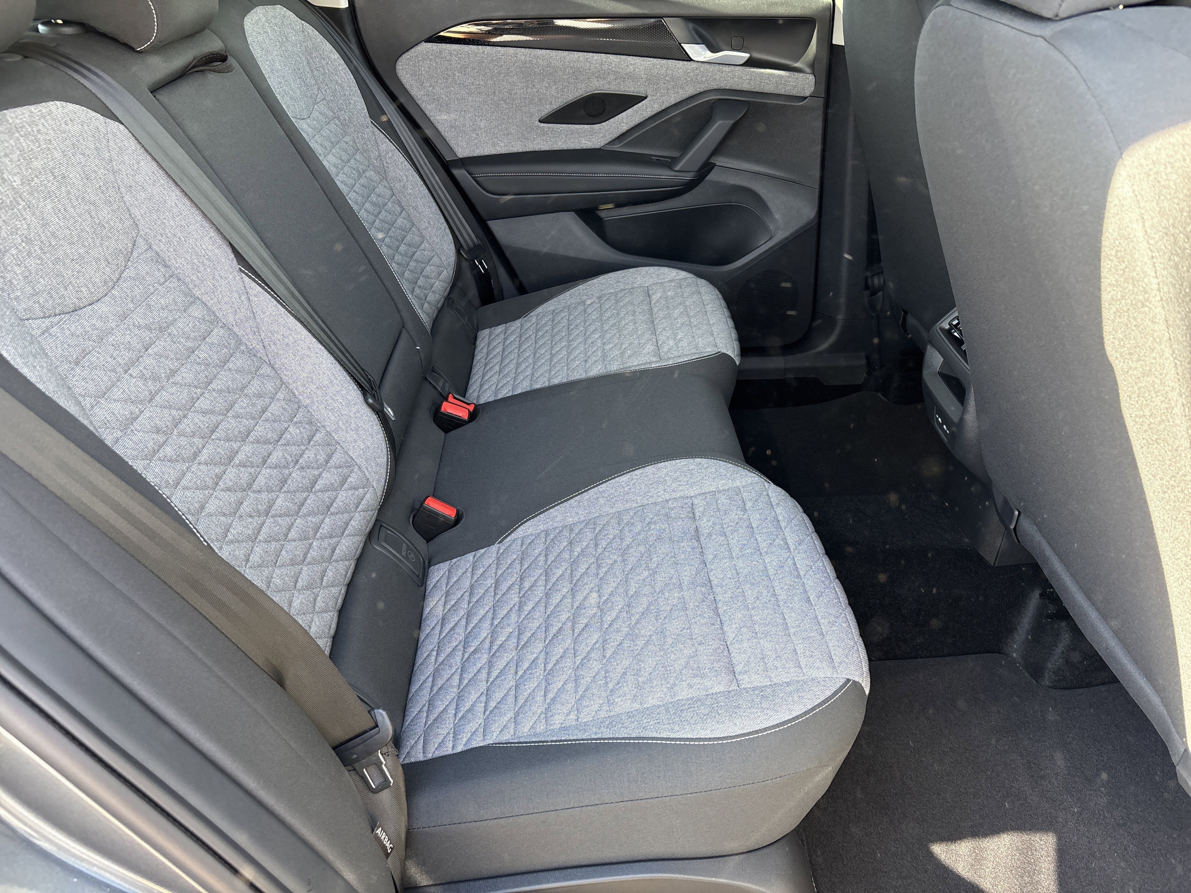 New 2026 Platinum Gray Metallic Volkswagen S image 9