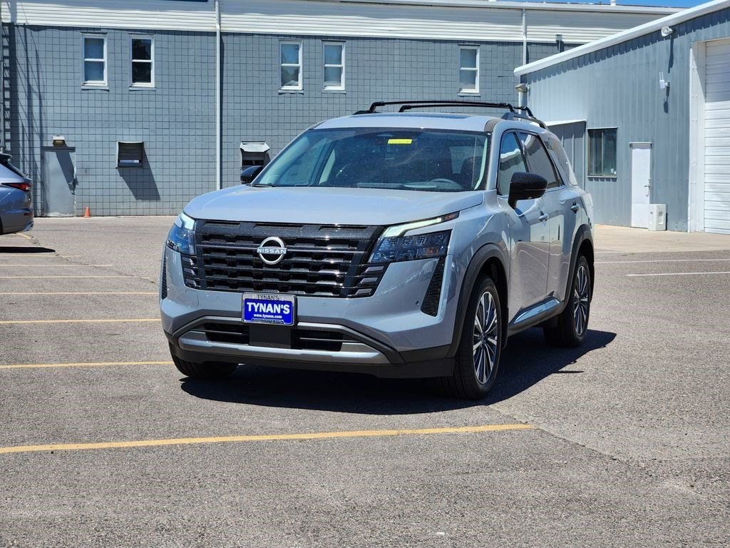 New 2026 Boulder Gray Pearl Nissan Platinum image 3