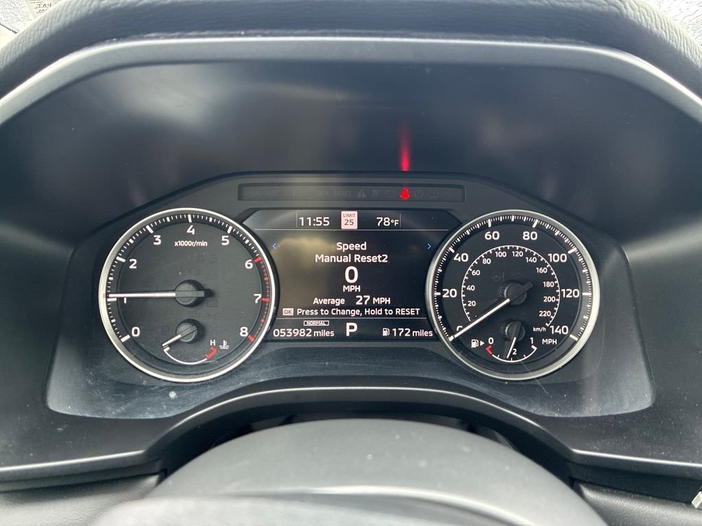 Used 2024 Silver Mitsubishi SE image 12