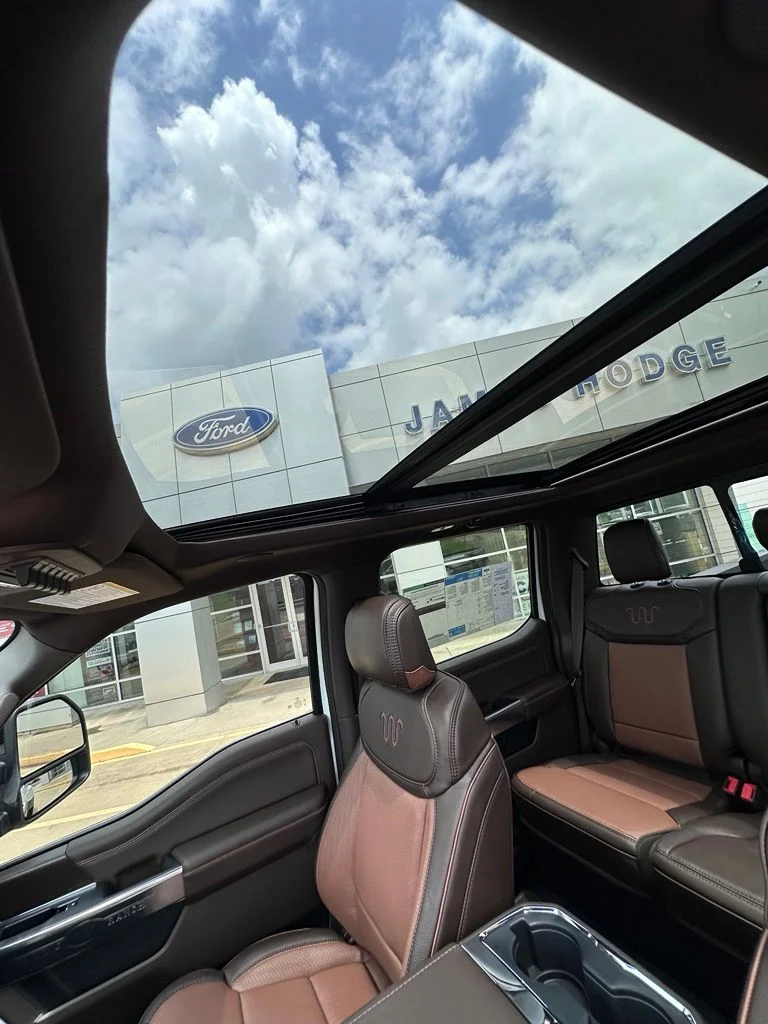 New 2026 Star White Metallic Tri-Coat Ford F-350® King Ranch® image 26