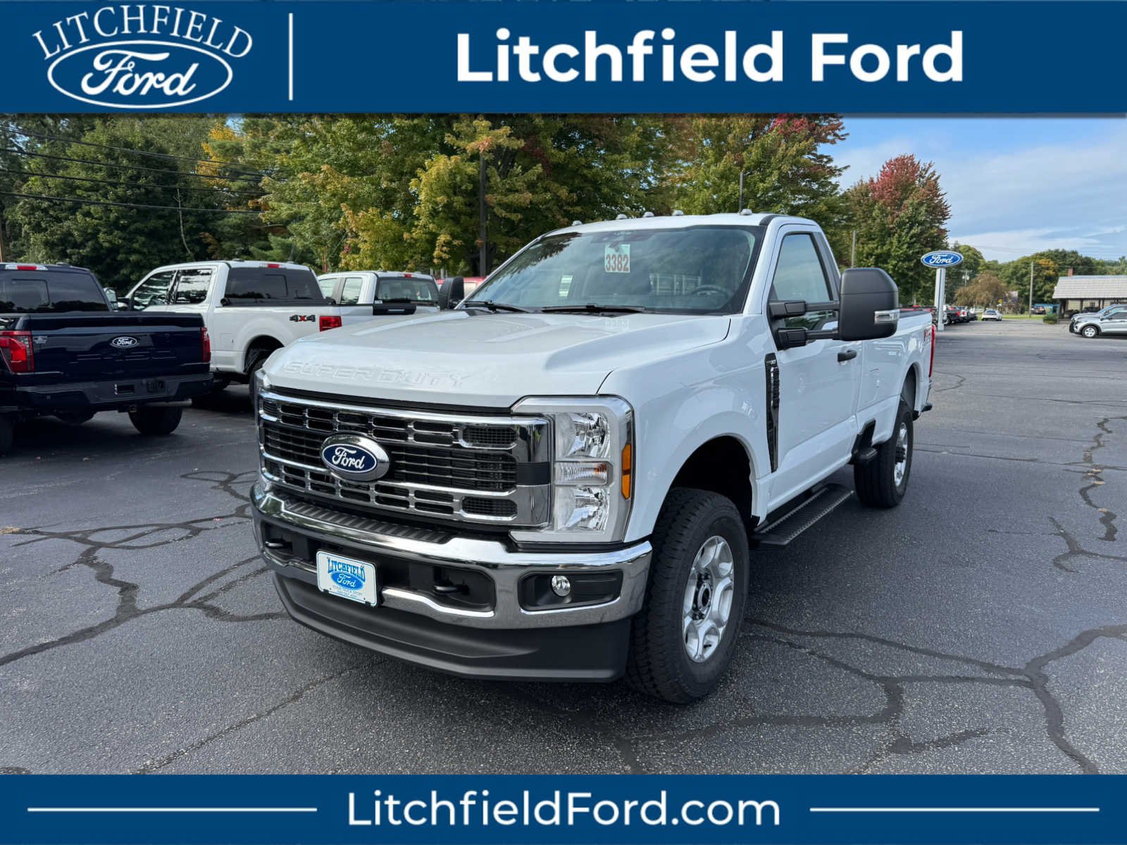 2027 Ford Super Duty F-350 SRW XLT