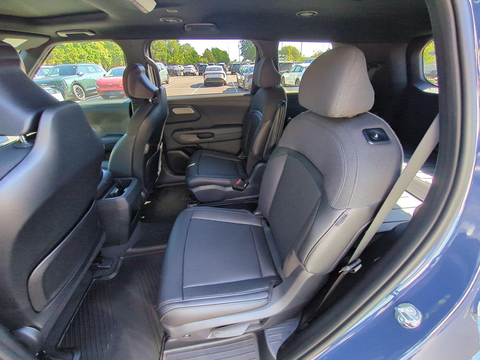 New 2027 Midnight Lake Blue Kia S image 32