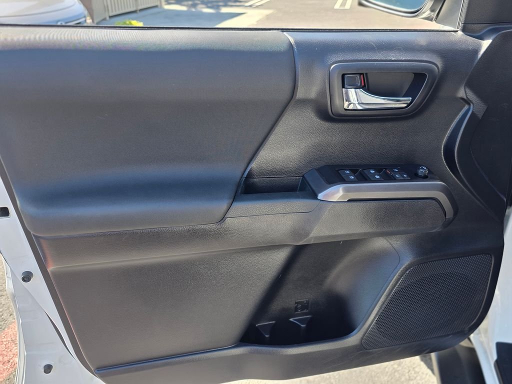 2020 Toyota Tacoma TRD Sport - Photo 19