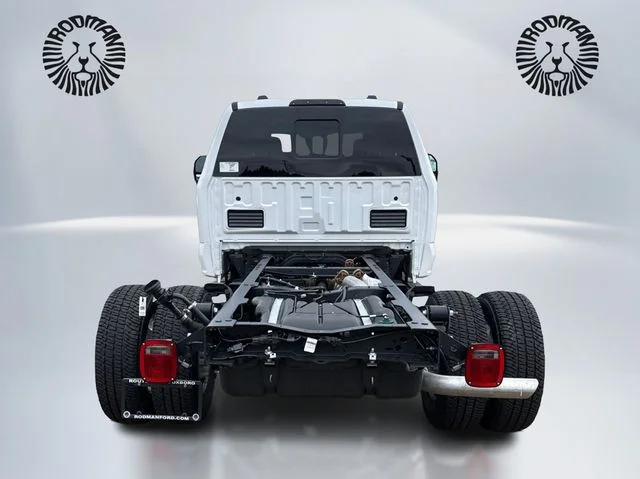 New 2026 Oxford White Ford F-350® XL image 6