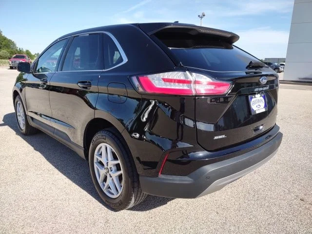Certified Used 2023 Black Metallic Ford SEL image 3