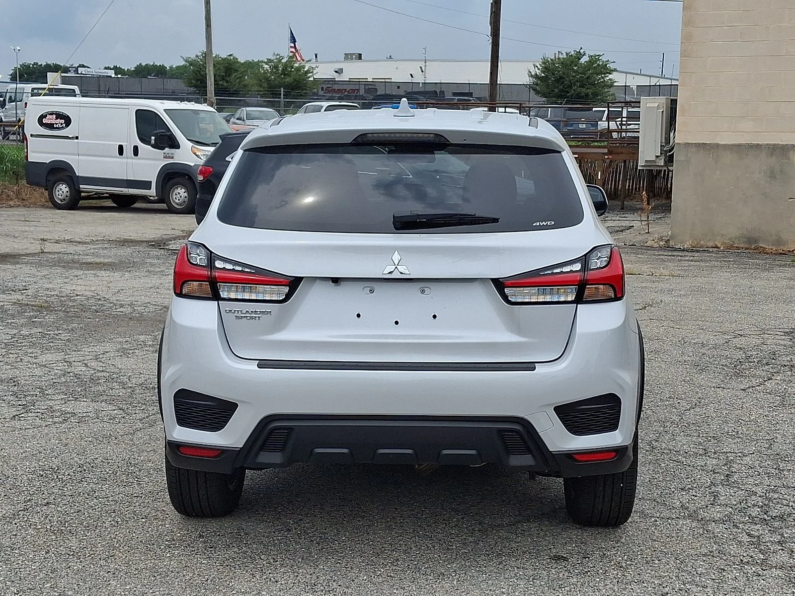 New 2026 White Mitsubishi 2.0 ES image 4