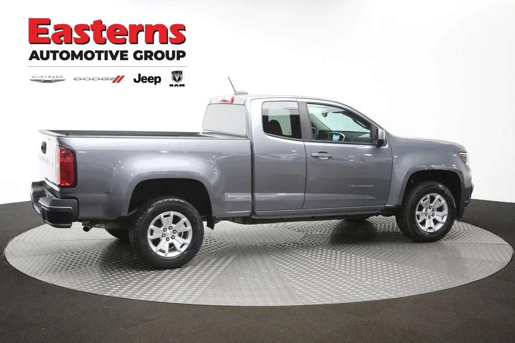 Used 2021 Gray Chevrolet LT image 40