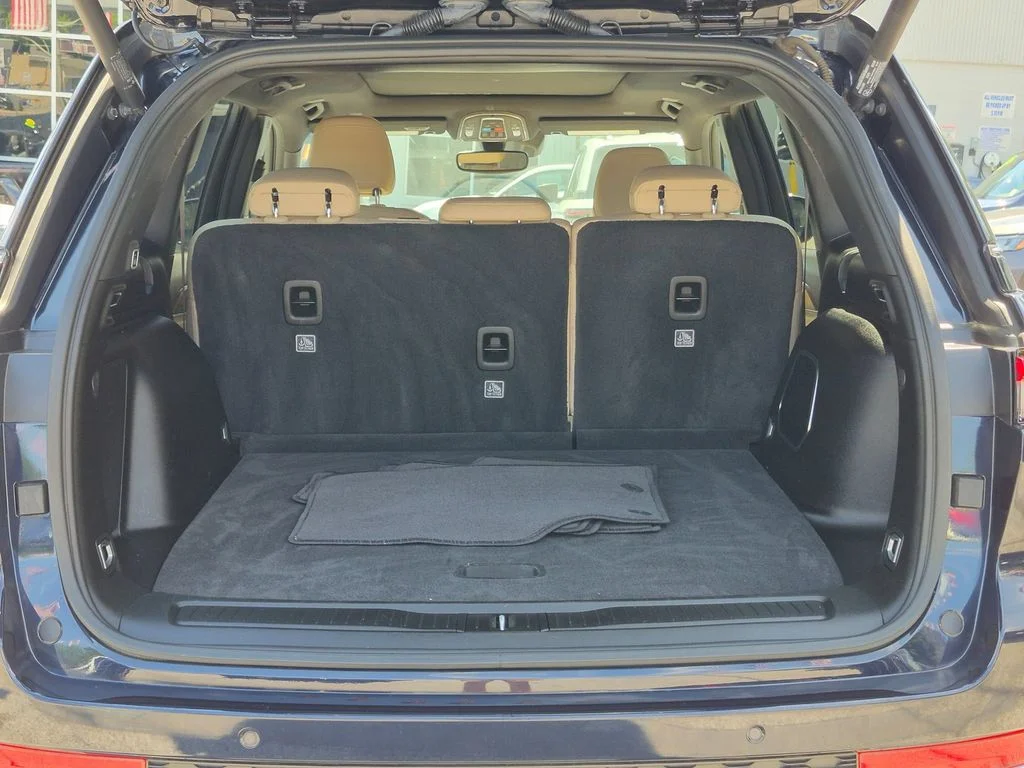 Used 2023 Black Jeep 4xe image 8
