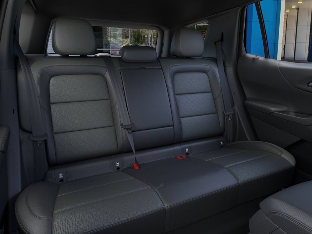 2027 Chevrolet Equinox LT - Photo 17