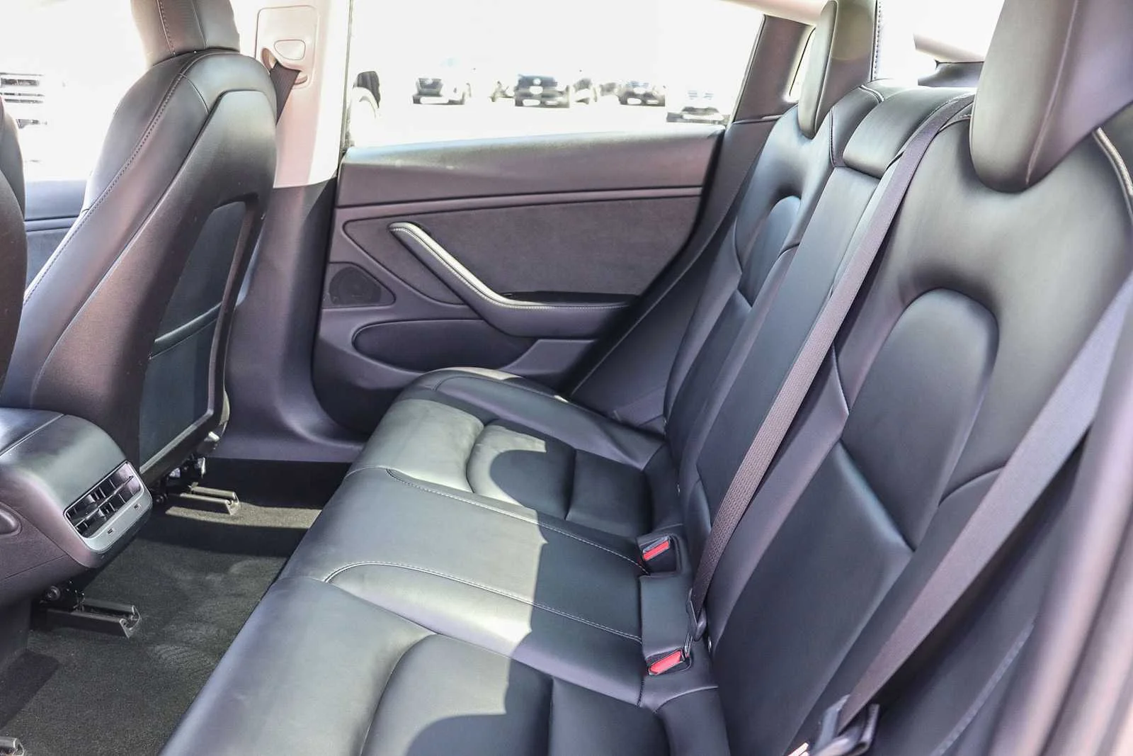 Used 2020  Tesla Performance image 19