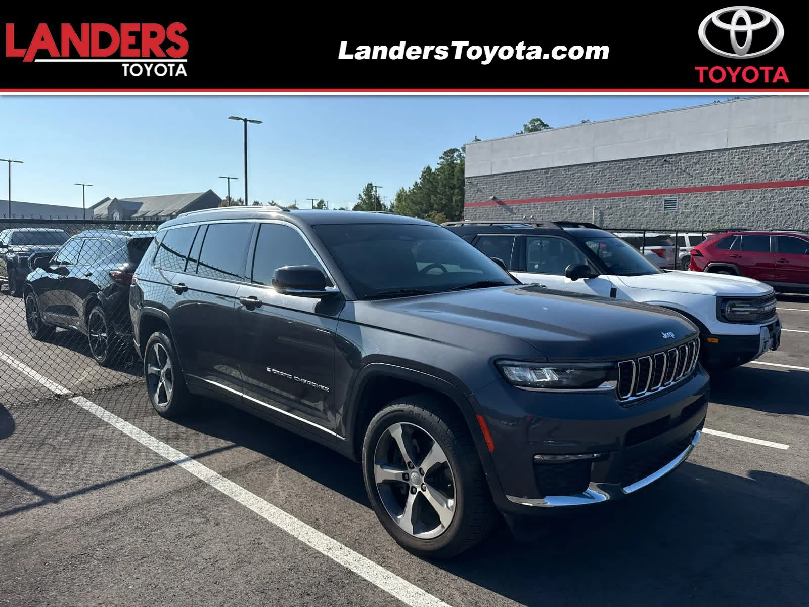 Used 2023 Baltic Gray Metallic Clearcoat Jeep Limited image 1