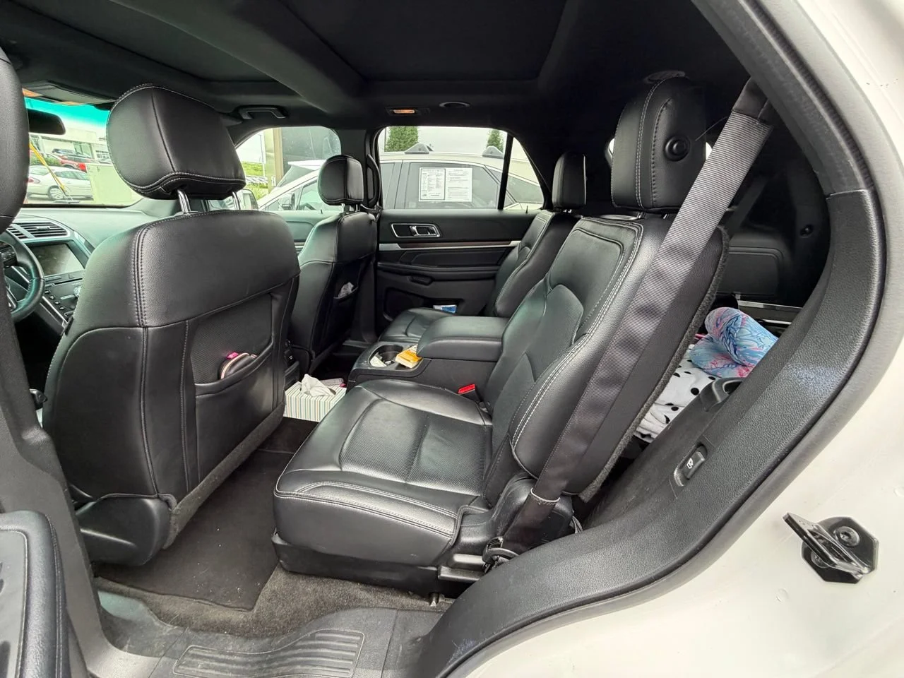 Used 2017 White Platinum Tri-Coat Ford  image 6