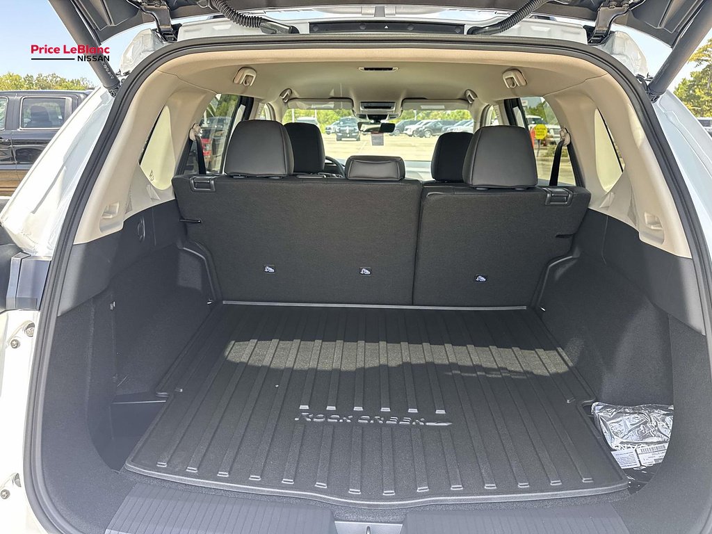 New 2026 Everest White Pearl TriCoat Nissan Rock Creek® image 8