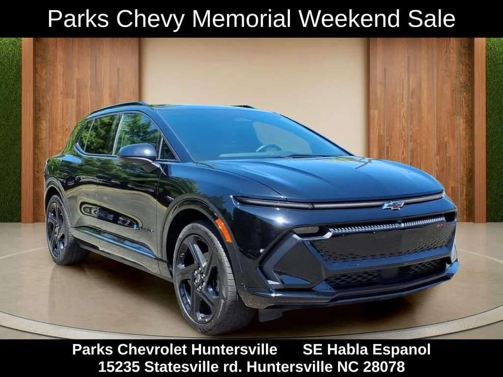 2025 Chevrolet Equinox EV RS FWD's photo