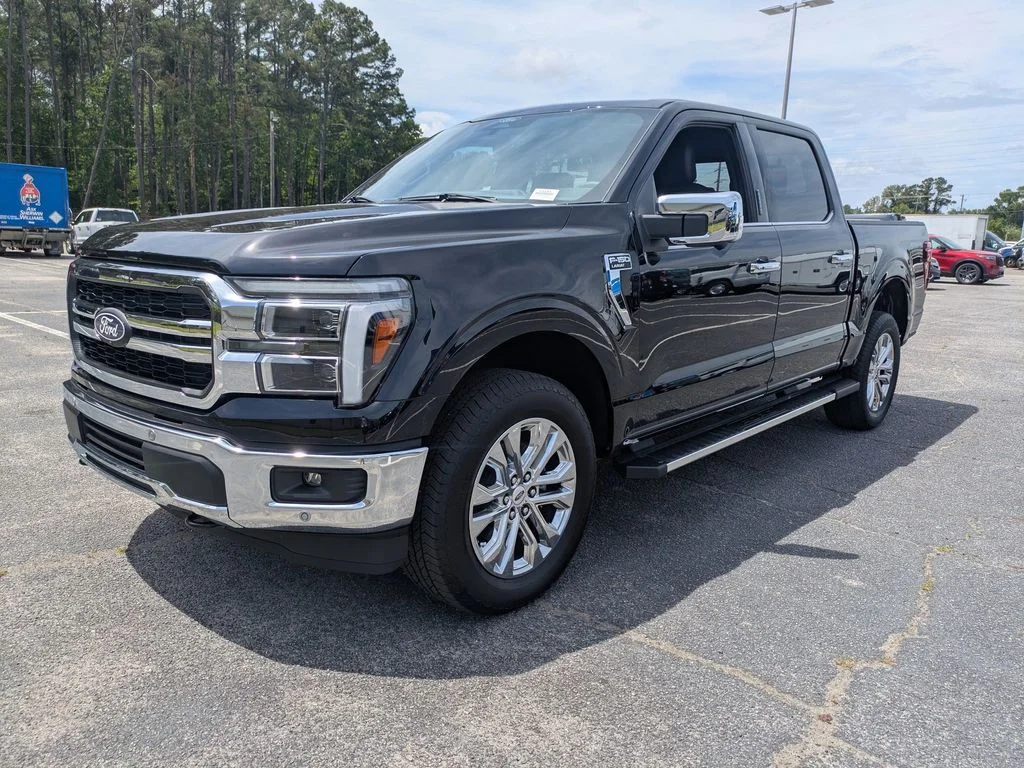 New 2026 Agate Black Metallic Ford Lariat image 8