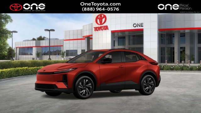 New 2027 Tandoori Toyota  SE image 4